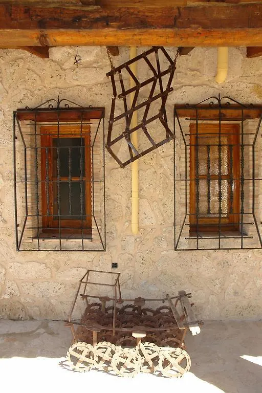 בית כפרי בית הארחה Burunchel 	La Toba ספרד